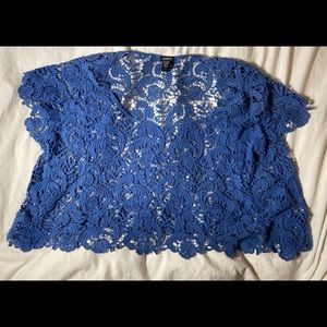 TORRID blue lace crop top size 1